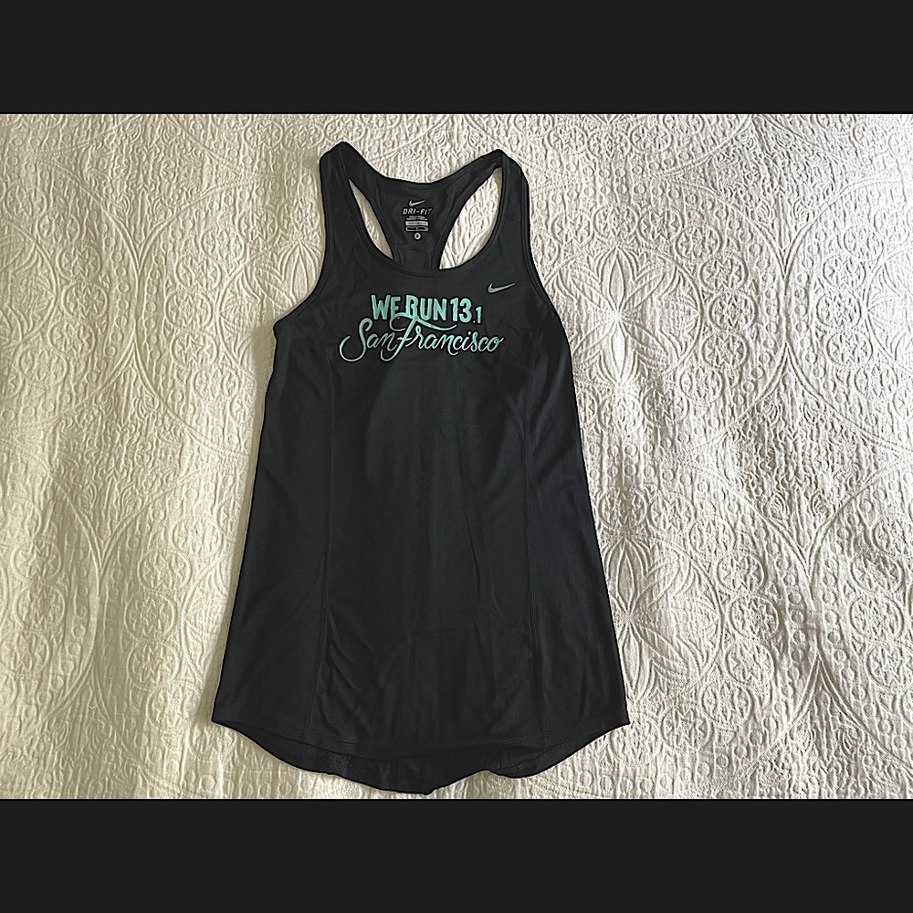 *NEW* Nike Women’s SF Half Marathon tank sz small